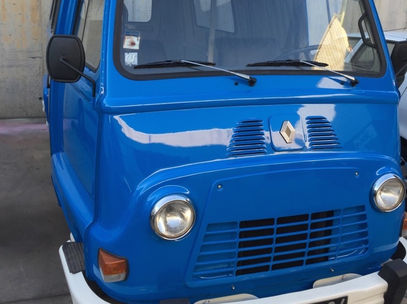 Renault Estafette 