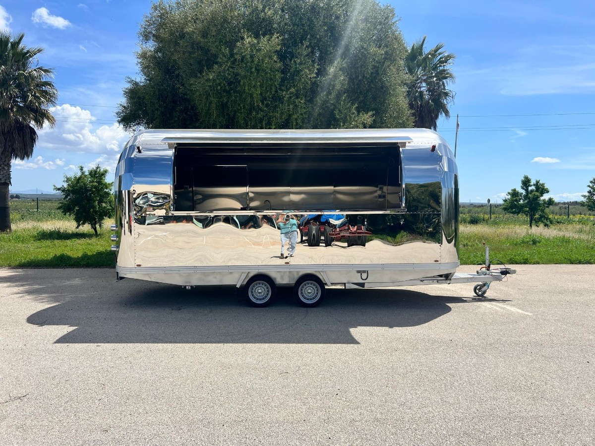 C5800 Food Truck Silver