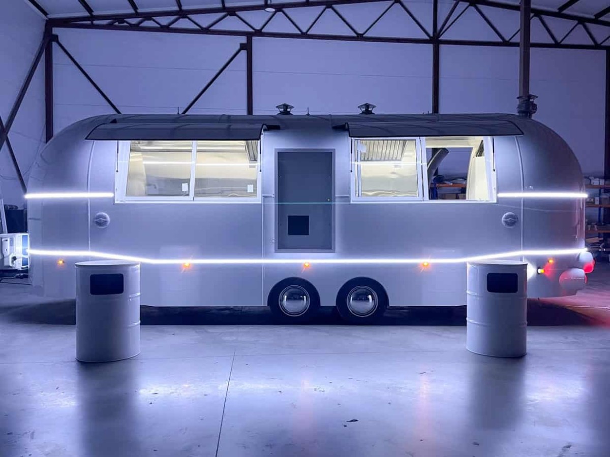 Elfoodtruck Modelo V8
