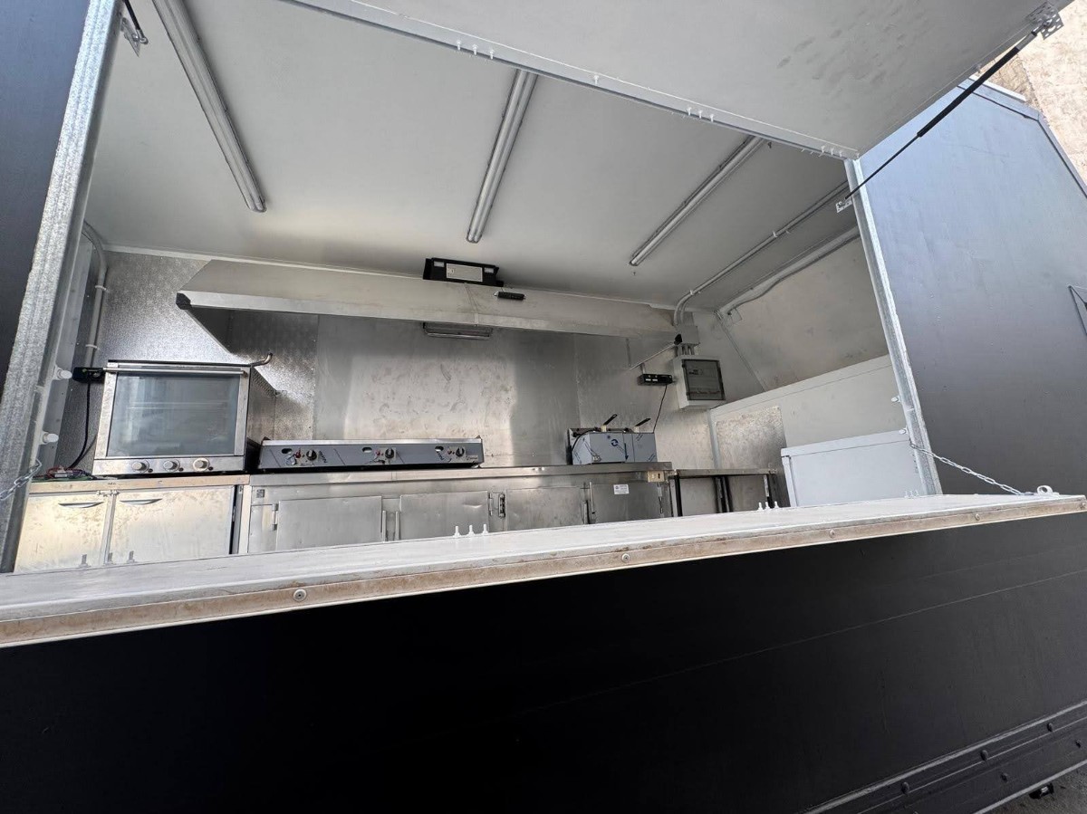 Food Truck / Furgón Mercedes-Benz