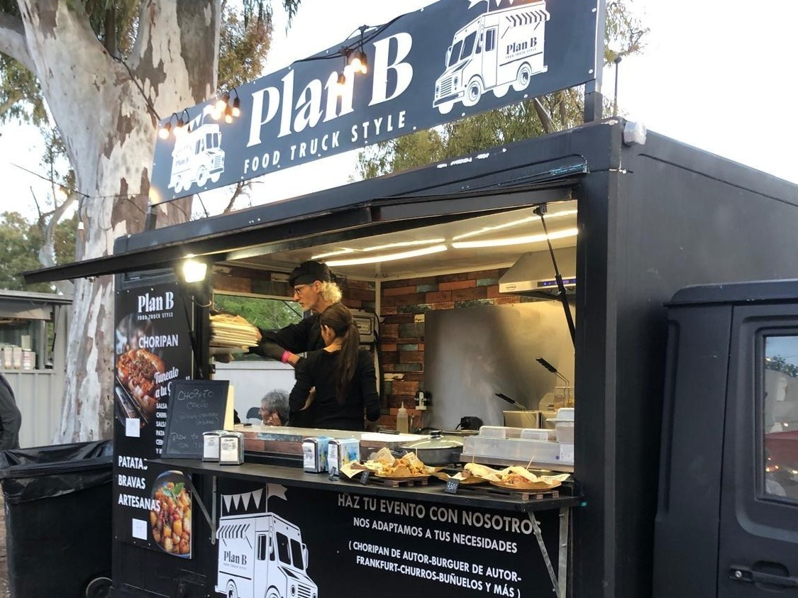 PLAN B Foodtruck Style