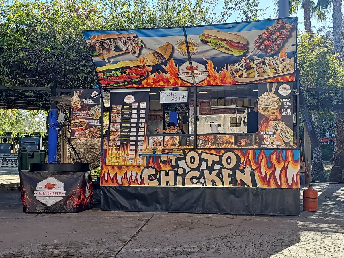 Toto Chicken food truck