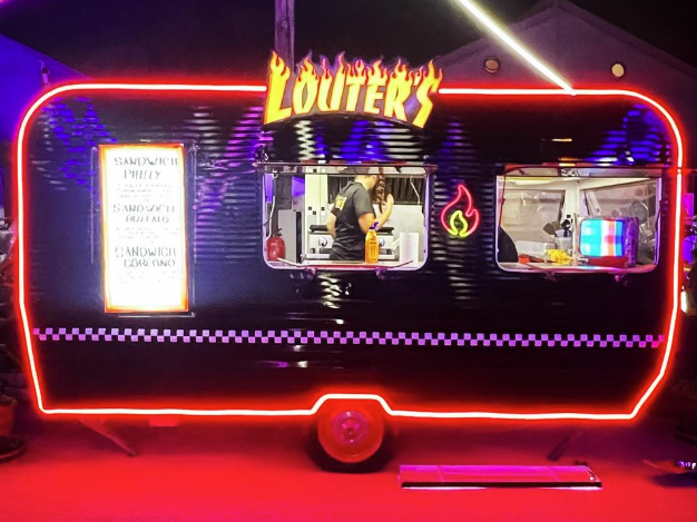 Louter's food truck