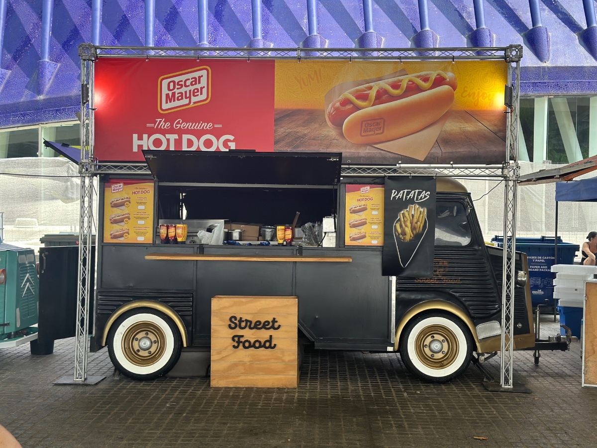 Street Food Hot Dog y Pizzería
